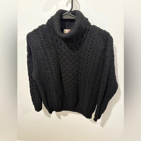 ⭐️ Like new-Carraig Donn 100% Merino Wool turtleneck sweater - Picture 1 of 7